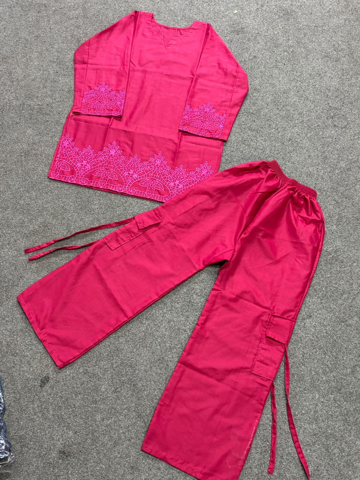 Embroidered Kurta Set – Hot Pink